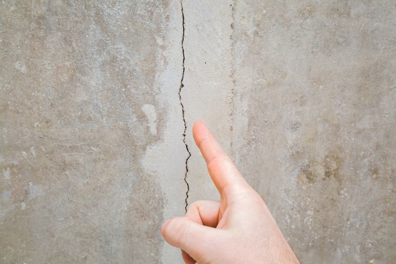Structural Crack Repair in Tampa, FL